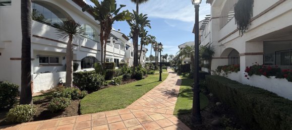 Apartamento de 2 dormitorios en Marbella, Spain No. 124582 27