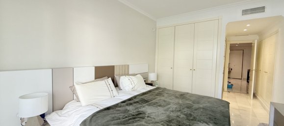 Apartamento de 2 dormitorios en Marbella, Spain No. 124582 13