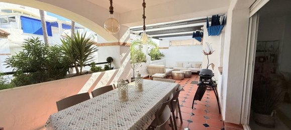 Apartamento de 2 dormitorios en Marbella, Spain No. 124582 4