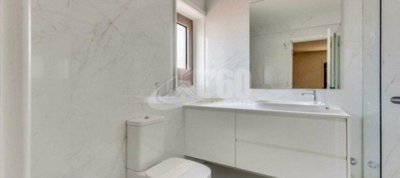 4 bedrooms House in Vila Nova de Gaia, Portugal No. 16755 22