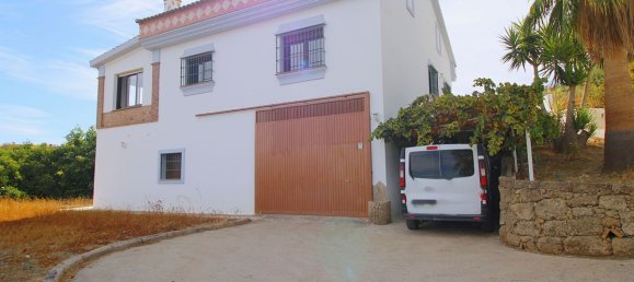 5 bedrooms House in Coin, Spain No. 125777 9