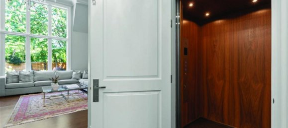 5 bedrooms House in Mississauga, Canada No. 647 8