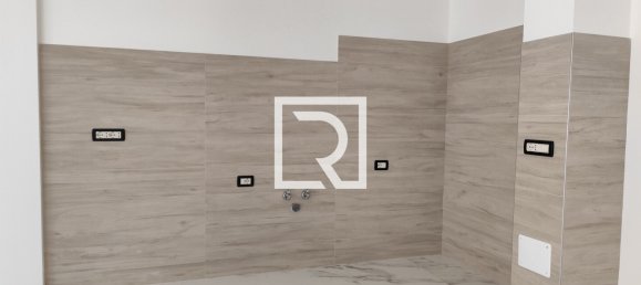 2 bedrooms Apartment in Ravenna, Italy No. 328976 3