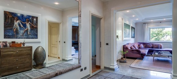 6 bedrooms Apartment in Rome, Italy No. 335505 5