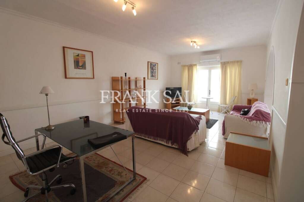 Квартира с 2 спальнями в Слима, Мальта № 6395