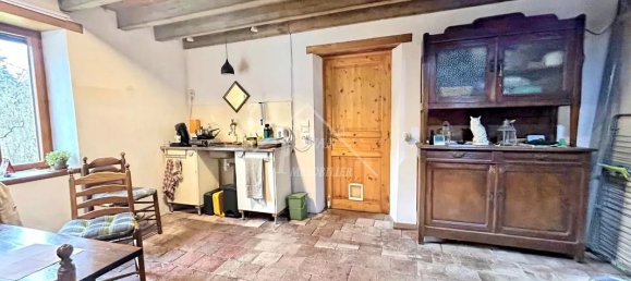 2 chambres Maison à Bellenaves, France No. 59504 8