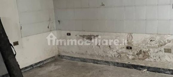 Apartamento de 3 dormitorios en Avezzano, Italy No. 340109 10
