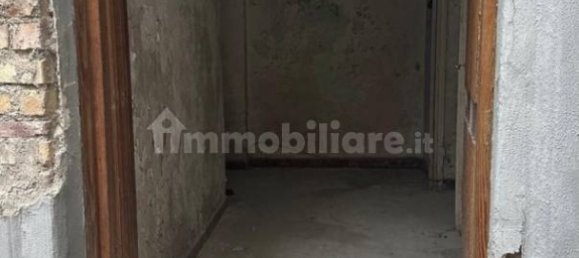Apartamento de 3 dormitorios en Avezzano, Italy No. 340109 11
