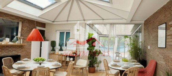 5 bedrooms House in Lamorlaye, France No. 86146 7