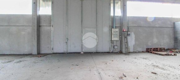 2-Zimmer Lagerhaus in Sant'Angelo Lodigiano, Italy, Nr. 225940 9