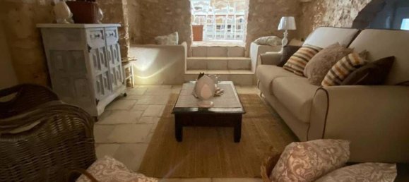 Дом с 6 комнатами в Каровиньо, Италия № 80169 7