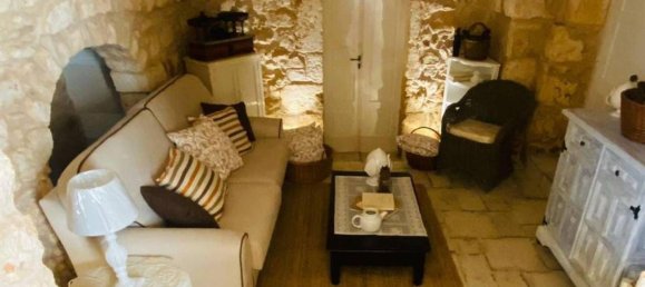 Дом с 6 комнатами в Каровиньо, Италия № 80169 9