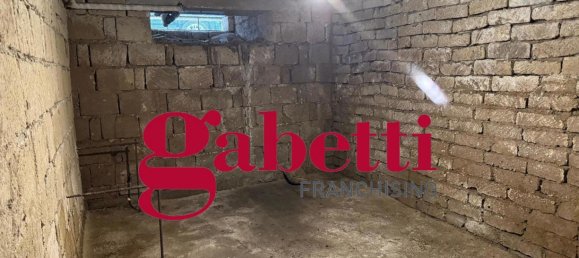 Apartamento de 5 habitaciónes en Marcianise, Italy No. 363209 20