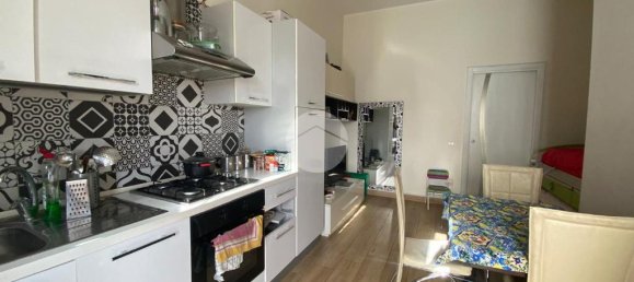 1 bedroom Apartment in Naples, Italy No. 356103 4