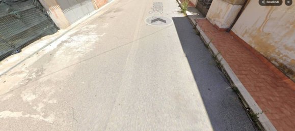 1 room Warehouse in Cutro, Italy No. 12419 2