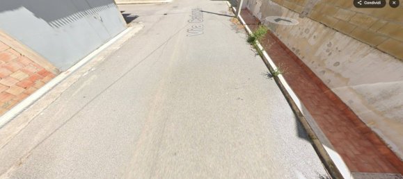 1 room Warehouse in Cutro, Italy No. 12419 11