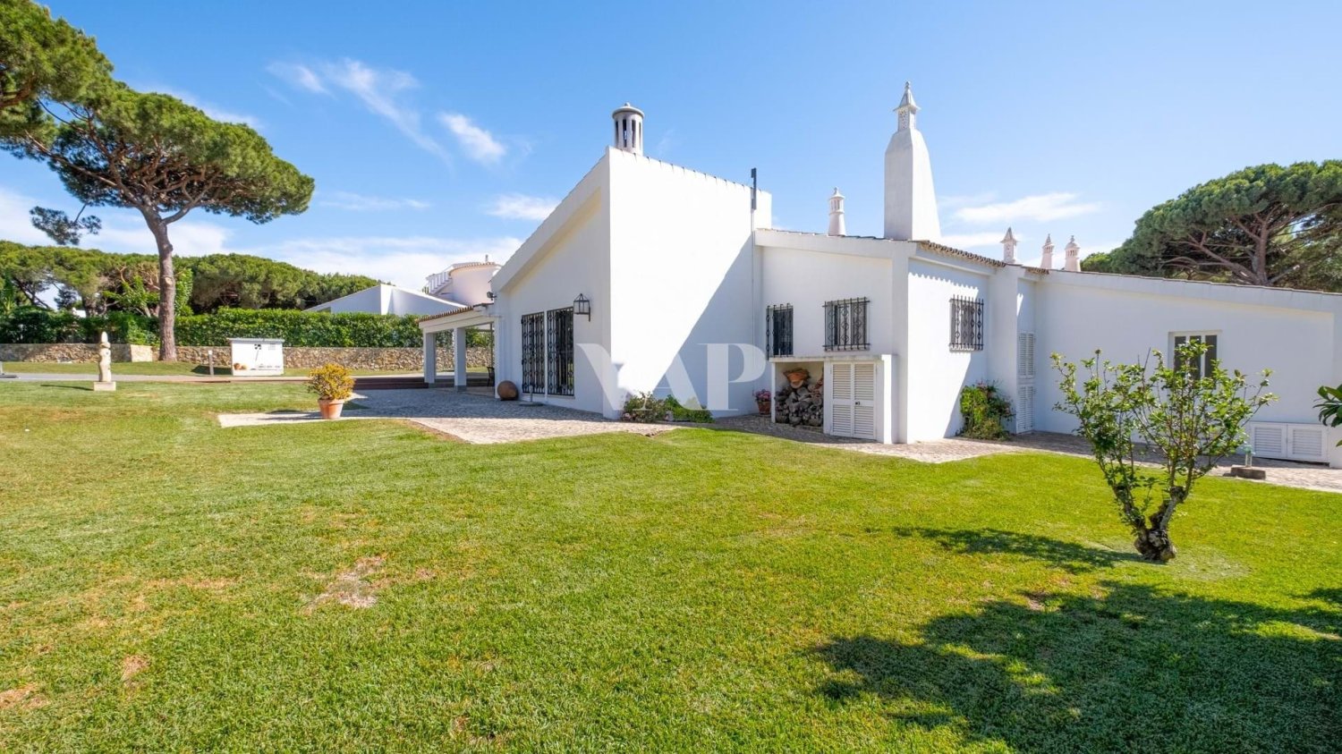 3 bedrooms Villa in Quarteira, Portugal No. 172130