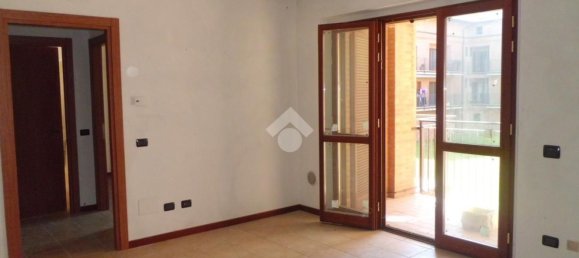 2-salle Appartement à Vernate, Italy No. 158334 8