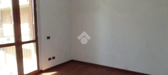 2-salle Appartement à Vernate, Italy No. 158334 17