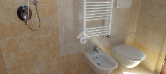 2-salle Appartement à Vernate, Italy No. 158334 18