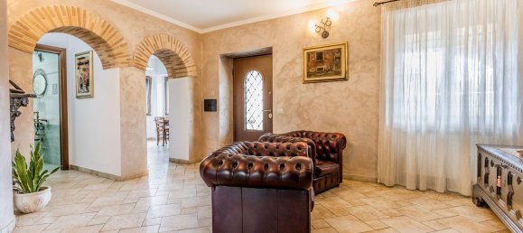 3 rooms Villa in Sezze, Italy No. 293110 5