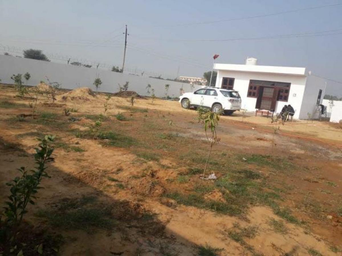 Terreno en Gurgaon, India No. 33175