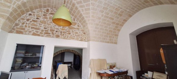  عقار تجاري في Taranto, Italy 201متر مربع رقم 372468 19