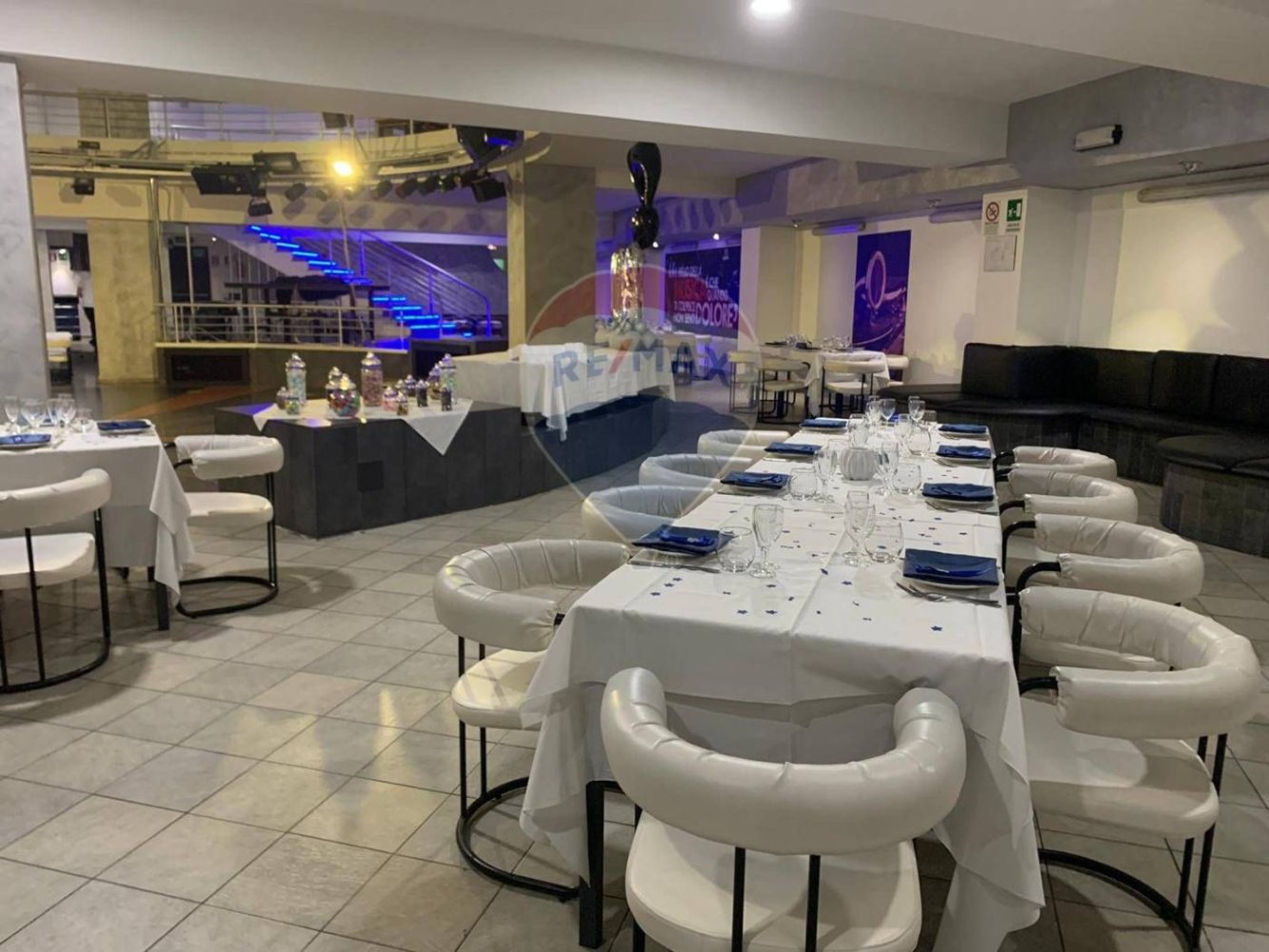 5غرفة عقار تجاري في Aci Catena, Italy رقم 56765