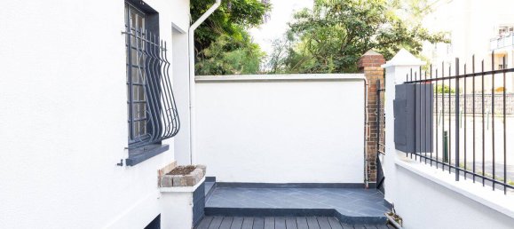 Casa de 6 dormitorios en Nanterre, France No. 333949 11