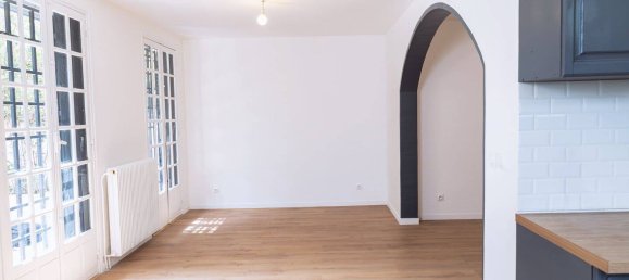 Casa de 6 dormitorios en Nanterre, France No. 333949 12