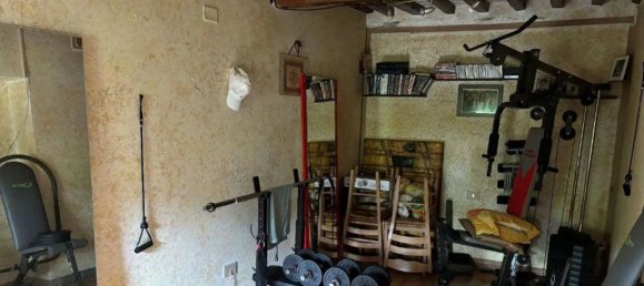 2-salle Appartement à Fabriano, Italy No. 280175 7