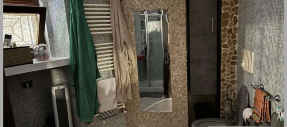 2-salle Appartement à Fabriano, Italy No. 280175 34