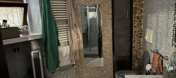 2-salle Appartement à Fabriano, Italy No. 280175 8