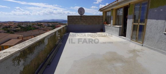 5 bedrooms Duplex in La Maddalena, Italy No. 289995 18