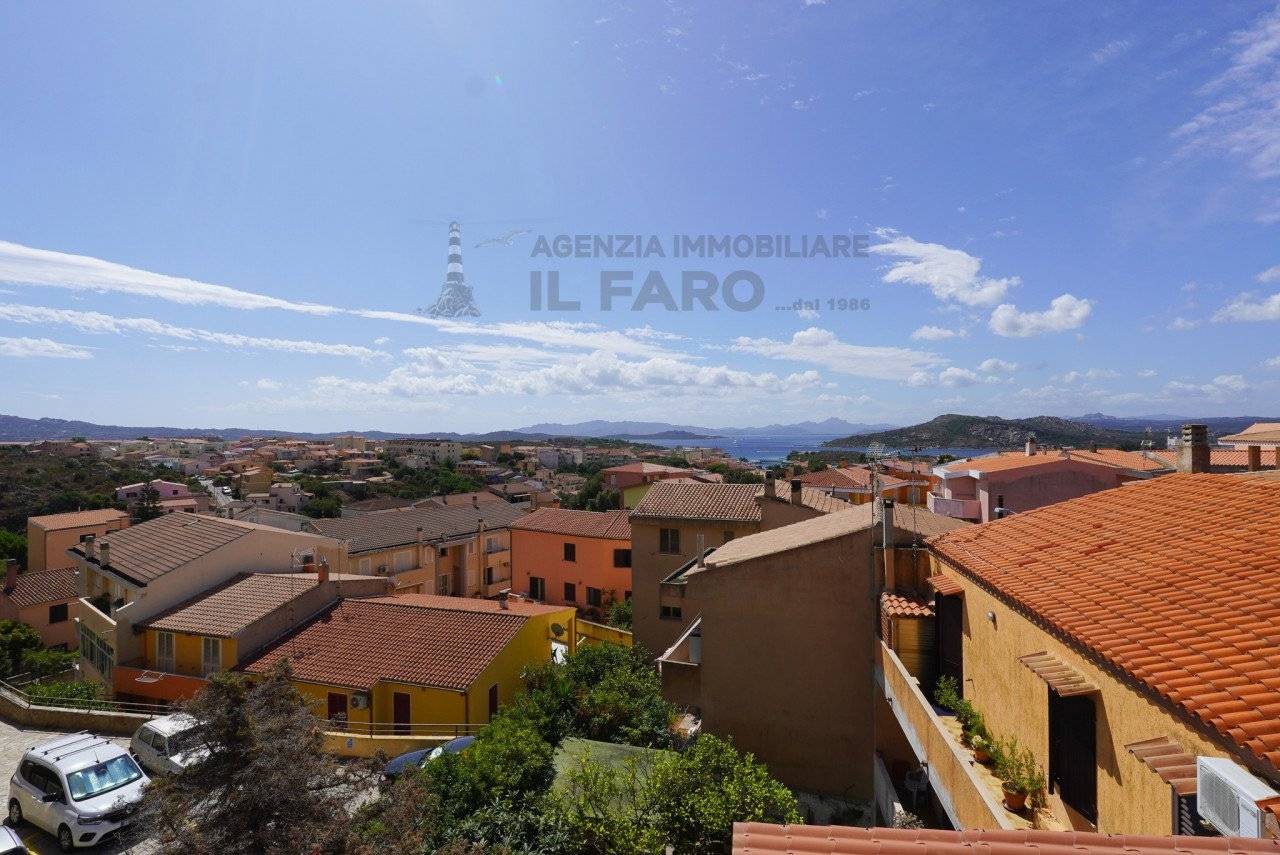 5 bedrooms Duplex in La Maddalena, Italy No. 289995