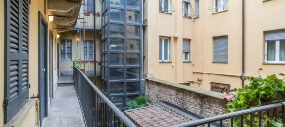 2 bedrooms Apartment in Milan, Italy No. 248639 19