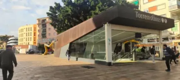 44m² Commercial property in Torremolinos, Spain No. 155535 9