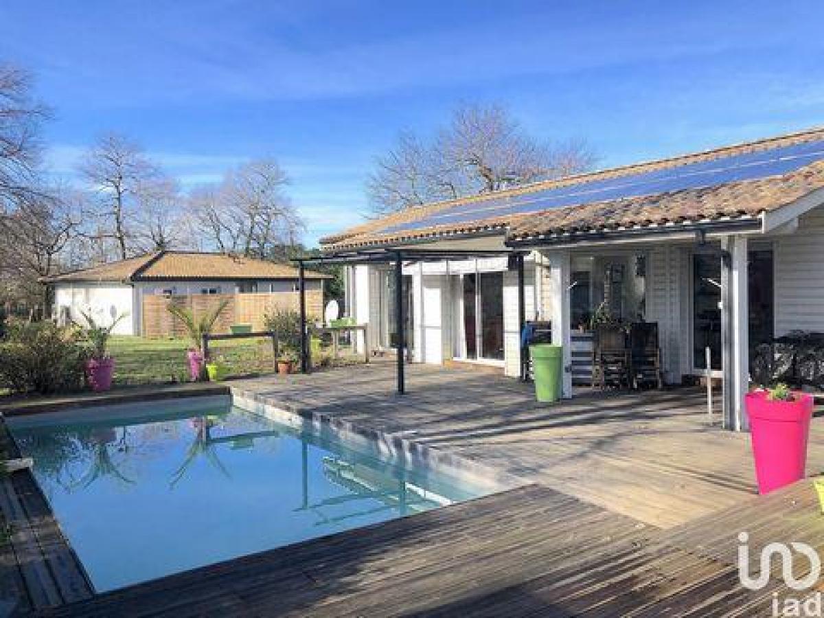 Дом с 4 спальнями в Саль, Франция № 30175