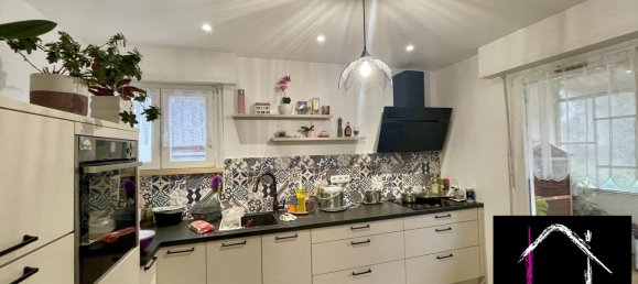 Дом с 5 спальнями в Саргёмин, Франция № 49339 4