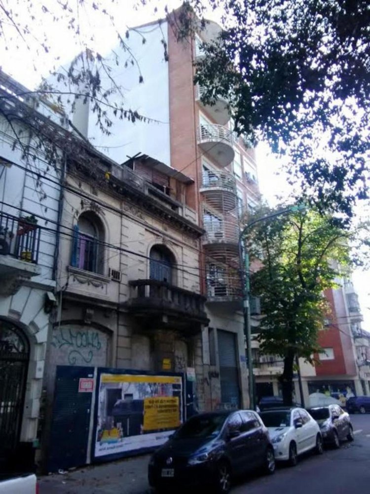 129m² Land in Buenos Aires, Argentina No. 119241