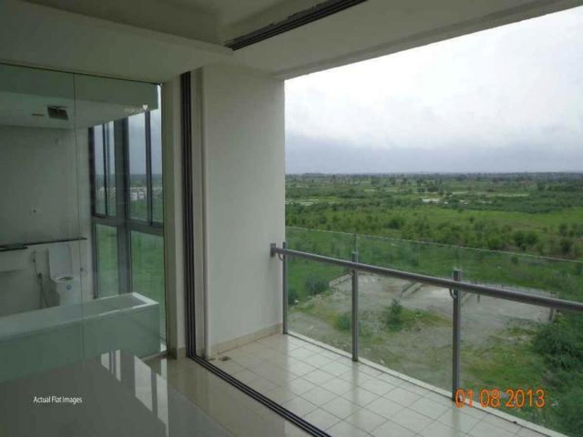 3 bedrooms House in Hyderabad, India No. 64715