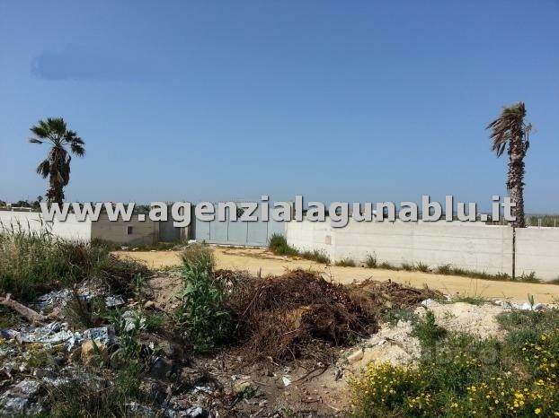  قطعة أرض في Petrosino, Italy 2500متر مربع رقم 171623