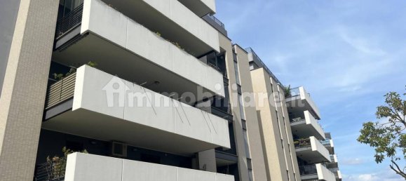 2 bedrooms Apartment in Rome, Italy No. 307459 3