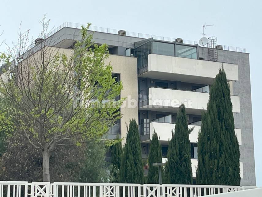 2 bedrooms Apartment in Rome, Italy No. 307459