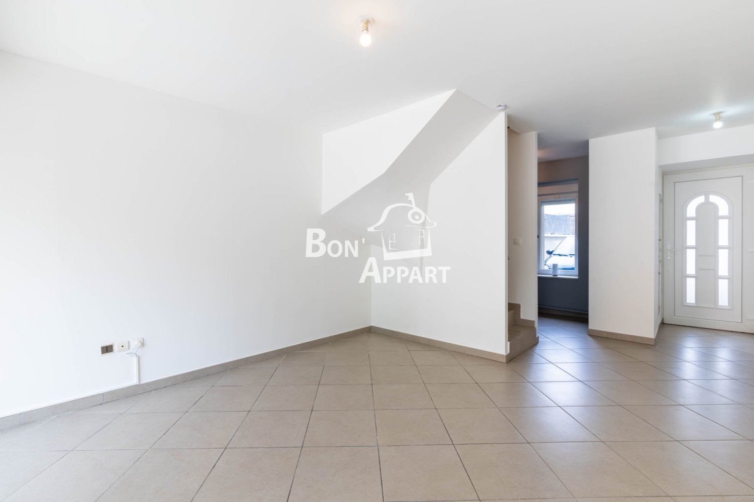 3 bedrooms Apartment in Homecourt, France No. 75876