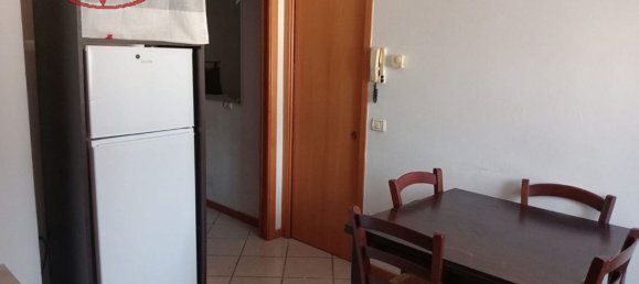 2-salle Appartement à Montevarchi, Italy No. 150376 11