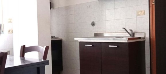 2-salle Appartement à Montevarchi, Italy No. 150376 5