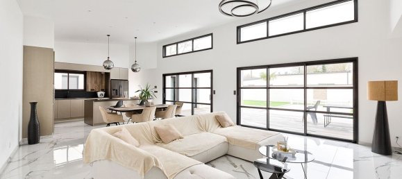 Дом с 4 спальнями в Сен-Жульен, Франция № 205162 6