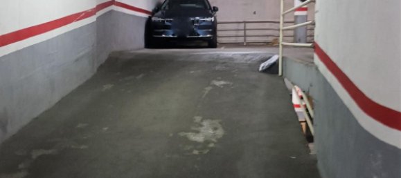 Parkplatz in Eixample, Spain, Nr. 111799 12