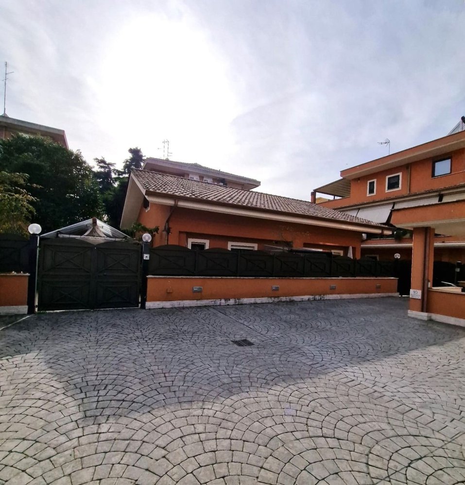 Apartamento de 2 divisões em Rome, Italy N.º 23270